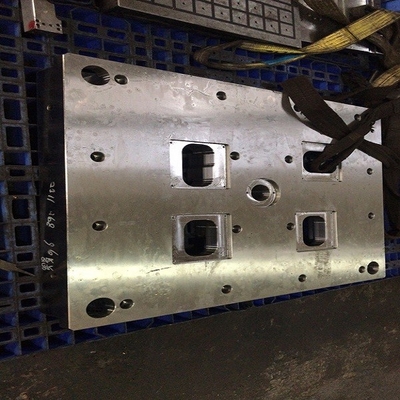 De Basis van de het Afgietselvorm van de hoge Precisieinjectie met het Anodiseren Tolerantie ±0.01mm